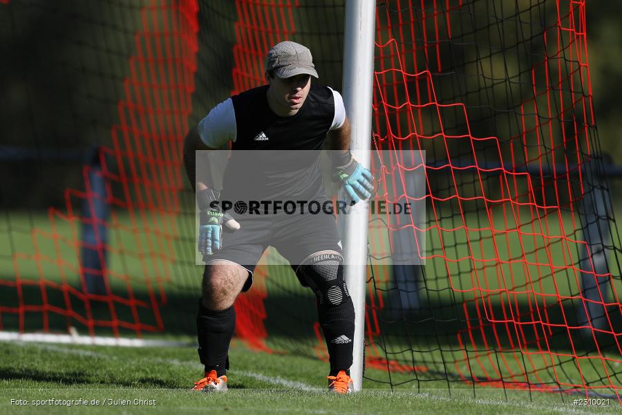 Mathias Miranda-Martinez, Sportgelände FC Wertheim-Eichel, Wertheim, 11.10.2021, BFV, sport, action, Fussball, Deutschland, Oktober 2021, Saison 2021/2022, Kreisklasse B TBB, URP, FCW, SpG Urphar-Lindelbach/Bettingen, FC Wertheim-Eichel 2 - Bild-ID: 2310021 Mathias Miranda-Martinez, Sportgelände FC Wertheim-Eichel, Wertheim, 11.10.2021, BFV, sport, action, Fussball, Deutschland, Oktober 2021, Saison 2021/2022, Kreisklasse B TBB, URP, FCW, SpG Urphar-Lindelbach/Bettingen, FC Wertheim-Eichel 2 - Bild-ID: 2310021