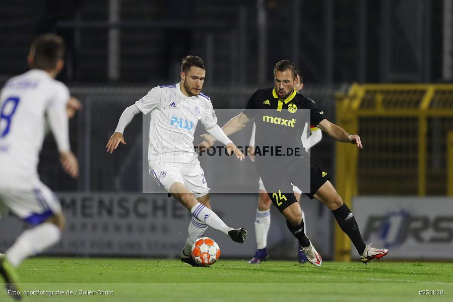 Elias Niesigk, Stadion am Schönbusch, Aschaffenburg, 15.10.2021, BFV, sport, action, Fussball, Deutschland, Oktober 2021, Saison 2021/2022, 4. Liga, Regionalliga Bayern, BAY, SVA, SpVgg Bayreuth, SV Viktoria Aschaffenburg - Bild-ID: 2311128