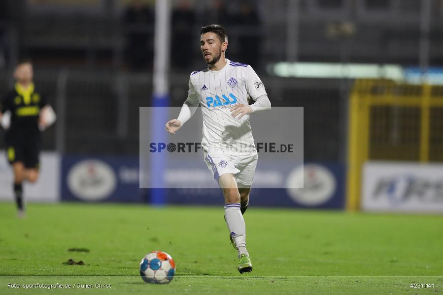 Philipp Beinenz, Stadion am Schönbusch, Aschaffenburg, 15.10.2021, BFV, sport, action, Fussball, Deutschland, Oktober 2021, Saison 2021/2022, 4. Liga, Regionalliga Bayern, BAY, SVA, SpVgg Bayreuth, SV Viktoria Aschaffenburg - Bild-ID: 2311141
