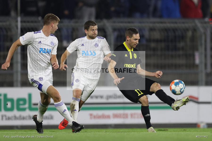 Markus Ziereis, Stadion am Schönbusch, Aschaffenburg, 15.10.2021, BFV, sport, action, Fussball, Deutschland, Oktober 2021, Saison 2021/2022, 4. Liga, Regionalliga Bayern, BAY, SVA, SpVgg Bayreuth, SV Viktoria Aschaffenburg - Bild-ID: 2311142 Markus Ziereis, Stadion am Schönbusch, Aschaffenburg, 15.10.2021, BFV, sport, action, Fussball, Deutschland, Oktober 2021, Saison 2021/2022, 4. Liga, Regionalliga Bayern, BAY, SVA, SpVgg Bayreuth, SV Viktoria Aschaffenburg - Bild-ID: 2311142