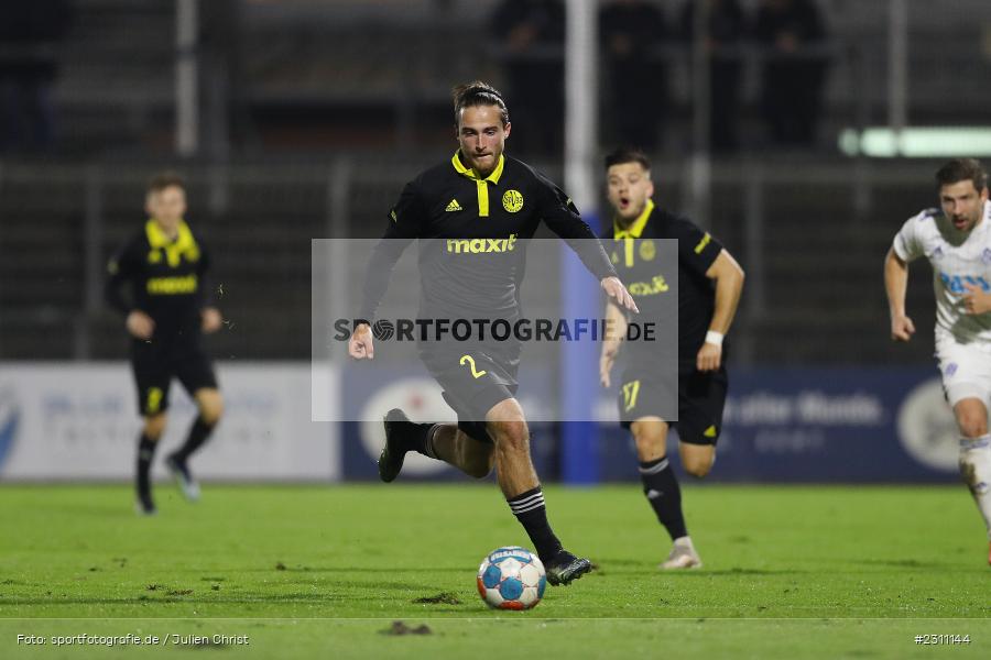 Tim Danhof, Stadion am Schönbusch, Aschaffenburg, 15.10.2021, BFV, sport, action, Fussball, Deutschland, Oktober 2021, Saison 2021/2022, 4. Liga, Regionalliga Bayern, BAY, SVA, SpVgg Bayreuth, SV Viktoria Aschaffenburg - Bild-ID: 2311144