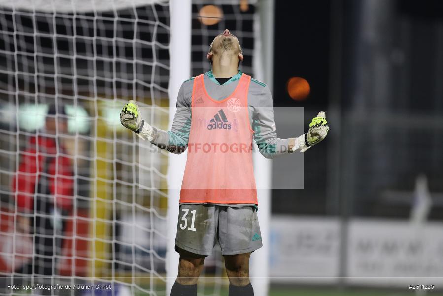 Jubel, Sieg, Sebastian Kolbe, Stadion am Schönbusch, Aschaffenburg, 15.10.2021, BFV, sport, action, Fussball, Deutschland, Oktober 2021, Saison 2021/2022, 4. Liga, Regionalliga Bayern, BAY, SVA, SpVgg Bayreuth, SV Viktoria Aschaffenburg - Bild-ID: 2311225 Jubel, Sieg, Sebastian Kolbe, Stadion am Schönbusch, Aschaffenburg, 15.10.2021, BFV, sport, action, Fussball, Deutschland, Oktober 2021, Saison 2021/2022, 4. Liga, Regionalliga Bayern, BAY, SVA, SpVgg Bayreuth, SV Viktoria Aschaffenburg - Bild-ID: 2311225