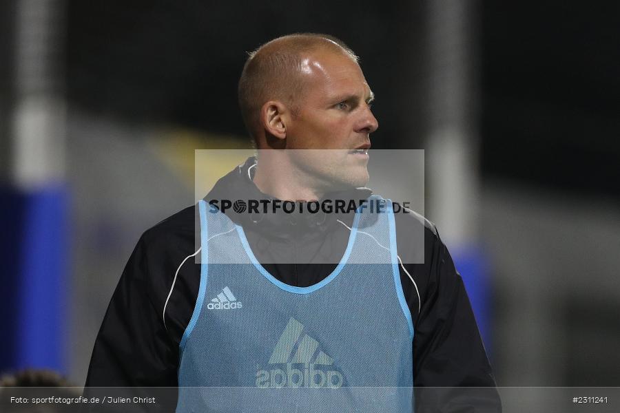 Athletiktrainer, Michael Gehret, Stadion am Schönbusch, Aschaffenburg, 15.10.2021, BFV, sport, action, Fussball, Deutschland, Oktober 2021, Saison 2021/2022, 4. Liga, Regionalliga Bayern, BAY, SVA, SpVgg Bayreuth, SV Viktoria Aschaffenburg - Bild-ID: 2311241