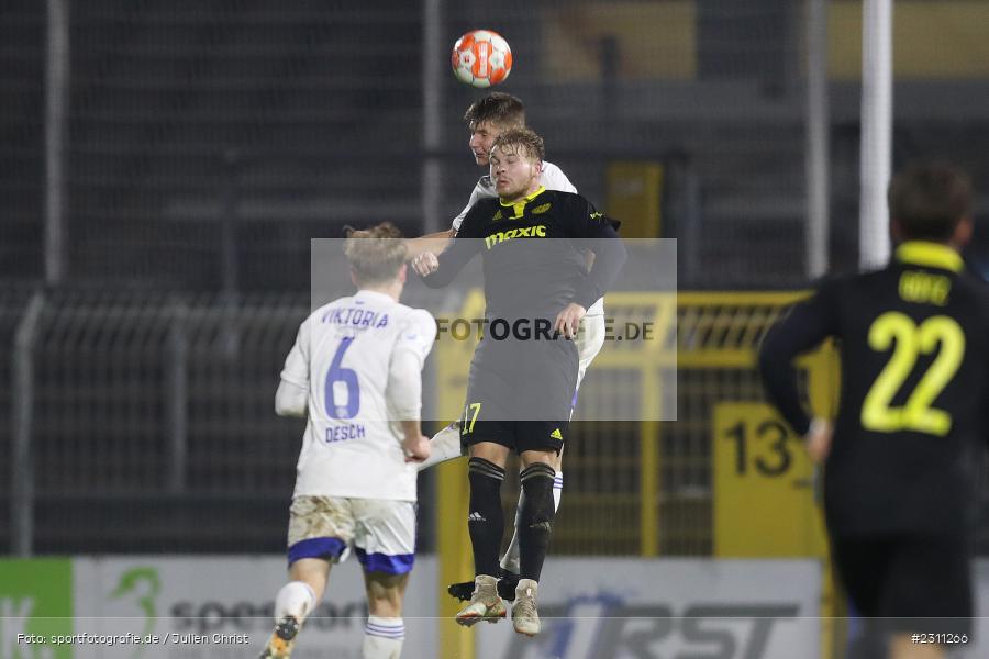 Niklas Borger, Stadion am Schönbusch, Aschaffenburg, 15.10.2021, BFV, sport, action, Fussball, Deutschland, Oktober 2021, Saison 2021/2022, 4. Liga, Regionalliga Bayern, BAY, SVA, SpVgg Bayreuth, SV Viktoria Aschaffenburg - Bild-ID: 2311266 Niklas Borger, Stadion am Schönbusch, Aschaffenburg, 15.10.2021, BFV, sport, action, Fussball, Deutschland, Oktober 2021, Saison 2021/2022, 4. Liga, Regionalliga Bayern, BAY, SVA, SpVgg Bayreuth, SV Viktoria Aschaffenburg - Bild-ID: 2311266