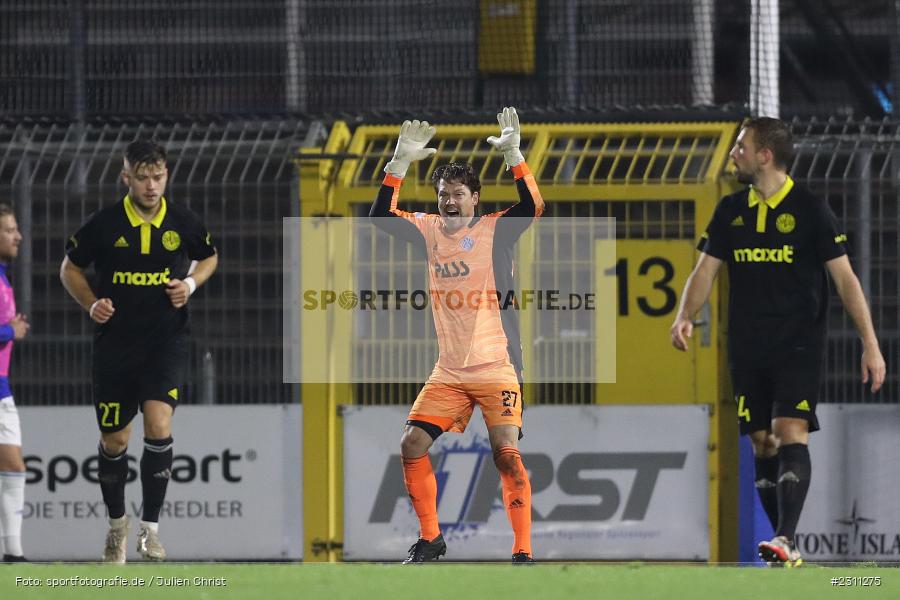 Max Grün, Stadion am Schönbusch, Aschaffenburg, 15.10.2021, BFV, sport, action, Fussball, Deutschland, Oktober 2021, Saison 2021/2022, 4. Liga, Regionalliga Bayern, BAY, SVA, SpVgg Bayreuth, SV Viktoria Aschaffenburg - Bild-ID: 2311275