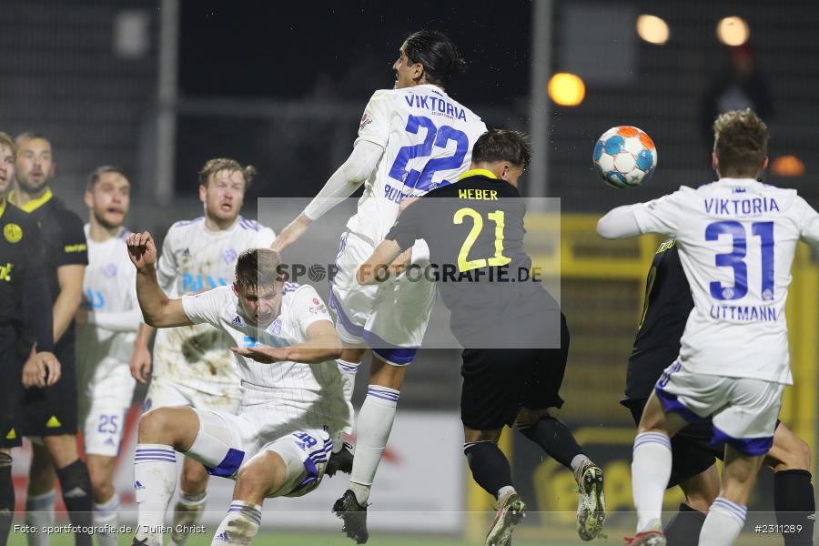 Hamza Boutakhrit, Stadion am Schönbusch, Aschaffenburg, 15.10.2021, BFV, sport, action, Fussball, Deutschland, Oktober 2021, Saison 2021/2022, 4. Liga, Regionalliga Bayern, BAY, SVA, SpVgg Bayreuth, SV Viktoria Aschaffenburg - Bild-ID: 2311289 Hamza Boutakhrit, Stadion am Schönbusch, Aschaffenburg, 15.10.2021, BFV, sport, action, Fussball, Deutschland, Oktober 2021, Saison 2021/2022, 4. Liga, Regionalliga Bayern, BAY, SVA, SpVgg Bayreuth, SV Viktoria Aschaffenburg - Bild-ID: 2311289