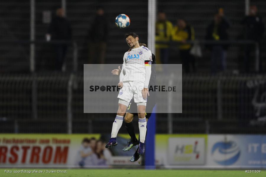 Daniel Cheron, Stadion am Schönbusch, Aschaffenburg, 15.10.2021, BFV, sport, action, Fussball, Deutschland, Oktober 2021, Saison 2021/2022, 4. Liga, Regionalliga Bayern, BAY, SVA, SpVgg Bayreuth, SV Viktoria Aschaffenburg - Bild-ID: 2311309 Daniel Cheron, Stadion am Schönbusch, Aschaffenburg, 15.10.2021, BFV, sport, action, Fussball, Deutschland, Oktober 2021, Saison 2021/2022, 4. Liga, Regionalliga Bayern, BAY, SVA, SpVgg Bayreuth, SV Viktoria Aschaffenburg - Bild-ID: 2311309