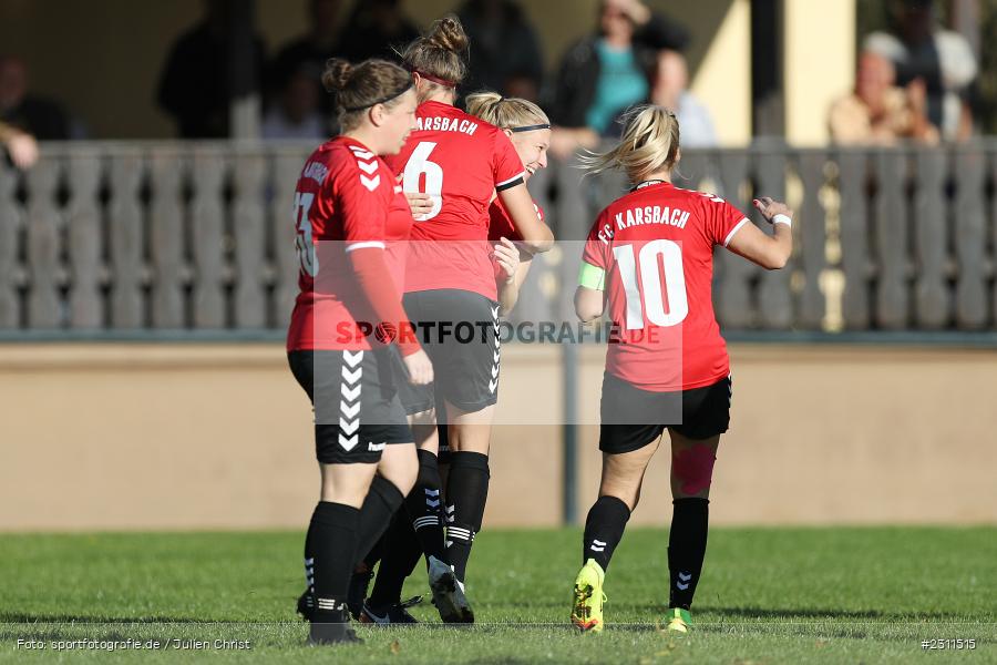 Laura Rosenberger, Tamira Stegmann, Lisa Blum, Sportplatz, Karsbach, 16.10.2021, BFV, sport, action, Fussball, Deutschland, Oktober 2021, Saison 2021/2022, BOL, Bezirksoberliga Frauen, TSV, FCK, TSV Keilberg, FC Karsbach - Bild-ID: 2311515