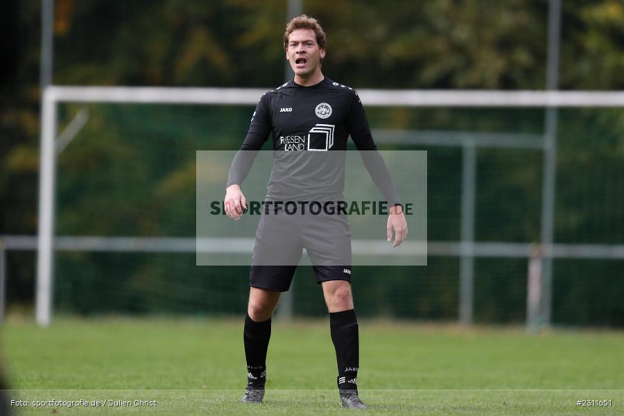 Hände, Arme, gestikuliert, Andreas Hagen, Sportplatz, Seifriedsburg, 17.10.2021, BFV, sport, action, Fussball, Deutschland, Oktober 2021, Saison 2021/2022, ASV, FVGS, BZL, Bezirksliga Unterfranken West, ASV Rimpar, FV Gemünden/Seifriedsburg - Bild-ID: 2311651