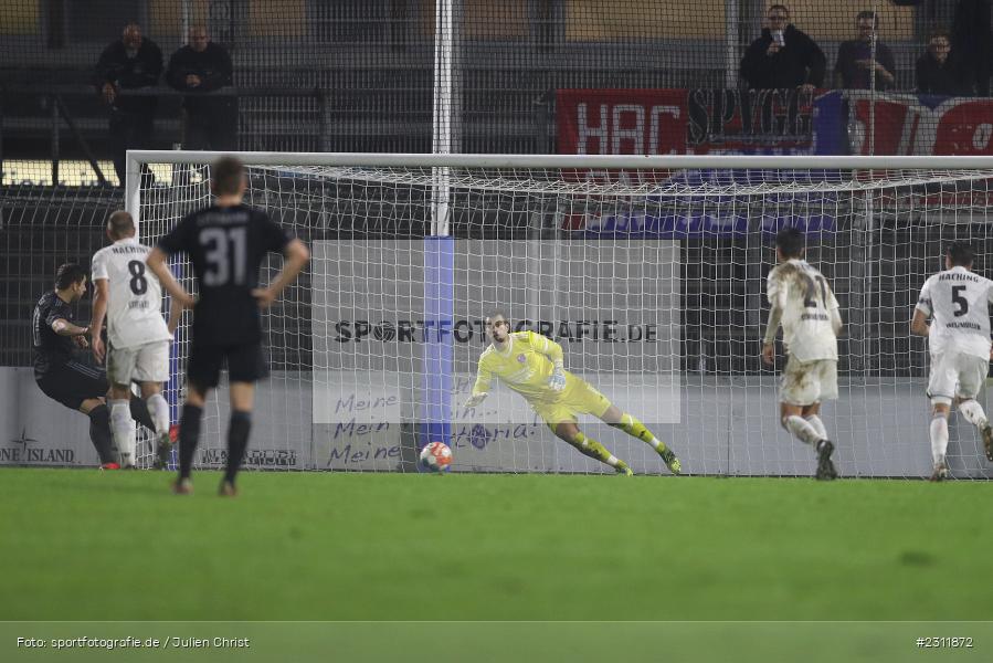 Elfmeter, Tor, Benjamin Baier, Stadion am Schönbusch, Aschaffenburg, 19.10.2021, BFV, sport, action, Fussball, Deutschland, Oktober 2021, Saison 2021/2022, 4. Liga, Regionalliga Bayern, UHG, SVA, SpVgg Unterhaching, SV Viktoria Aschaffenburg - Bild-ID: 2311872