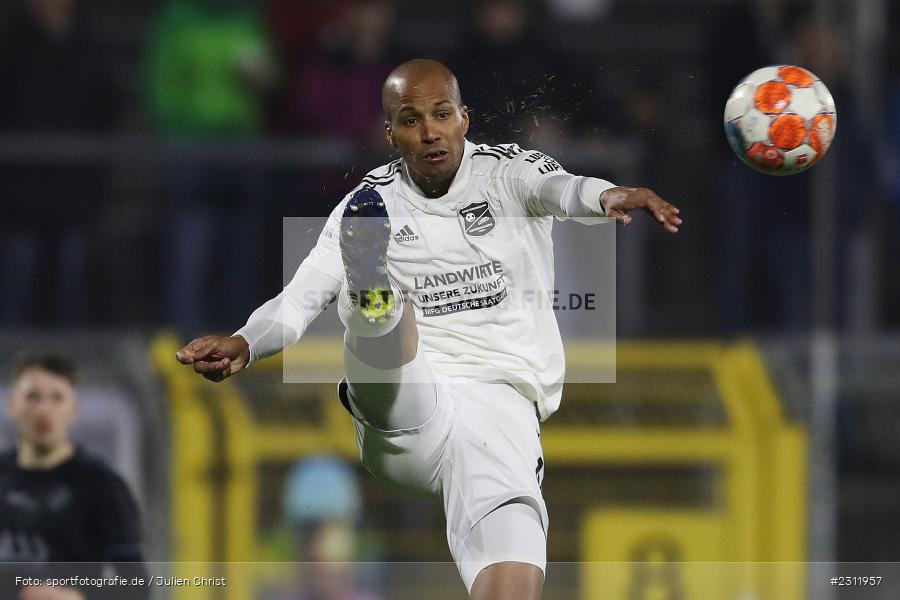 David Pisot, Stadion am Schönbusch, Aschaffenburg, 19.10.2021, BFV, sport, action, Fussball, Deutschland, Oktober 2021, Saison 2021/2022, 4. Liga, Regionalliga Bayern, UHG, SVA, SpVgg Unterhaching, SV Viktoria Aschaffenburg - Bild-ID: 2311957