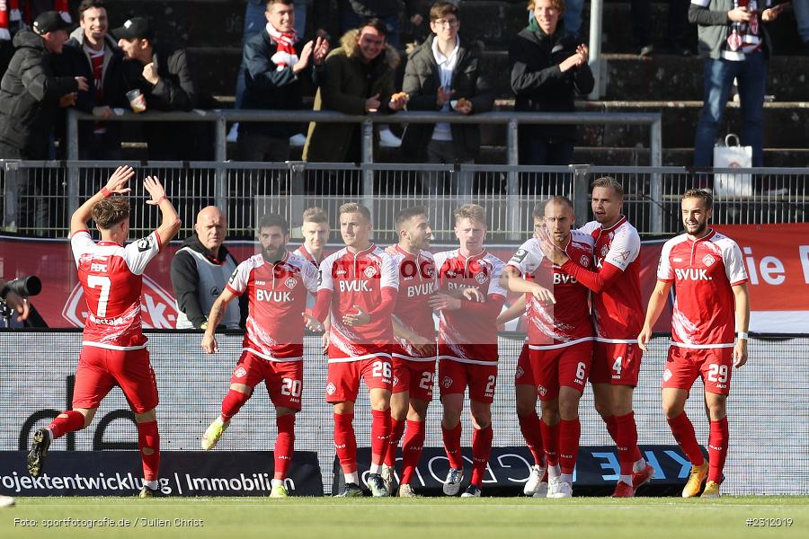 Tobias Kraulich, FLYERALARM Arena, Würzburg, 23.10.2021, DFL, sport, action, Fussball, Deutschland, Oktober 2021, Saison 2021/2022, TGM, FWK, 3. Liga, Türkgücü München, FC Würzburger Kickers - Bild-ID: 2312019
