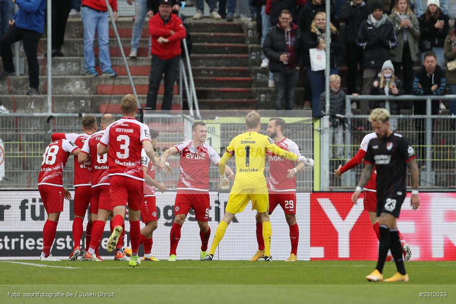 Torjubel, Marvin Pourié, FLYERALARM Arena, Würzburg, 23.10.2021, DFL, sport, action, Fussball, Deutschland, Oktober 2021, Saison 2021/2022, TGM, FWK, 3. Liga, Türkgücü München, FC Würzburger Kickers - Bild-ID: 2312033