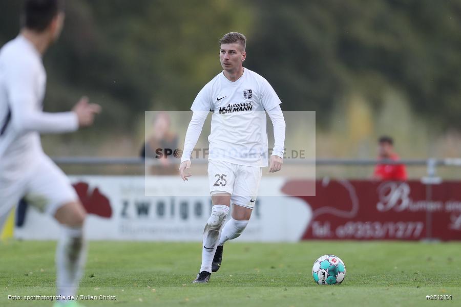 Julian Meyer, Sportplatz, Karlburg, 23.10.2021, BFV, sport, action, Fussball, Deutschland, Oktober 2021, Saison 2021/2022, Bayernliga Nord, HOF, TSV, SpVgg Bayern Hof, TSV Karlburg - Bild-ID: 2312101