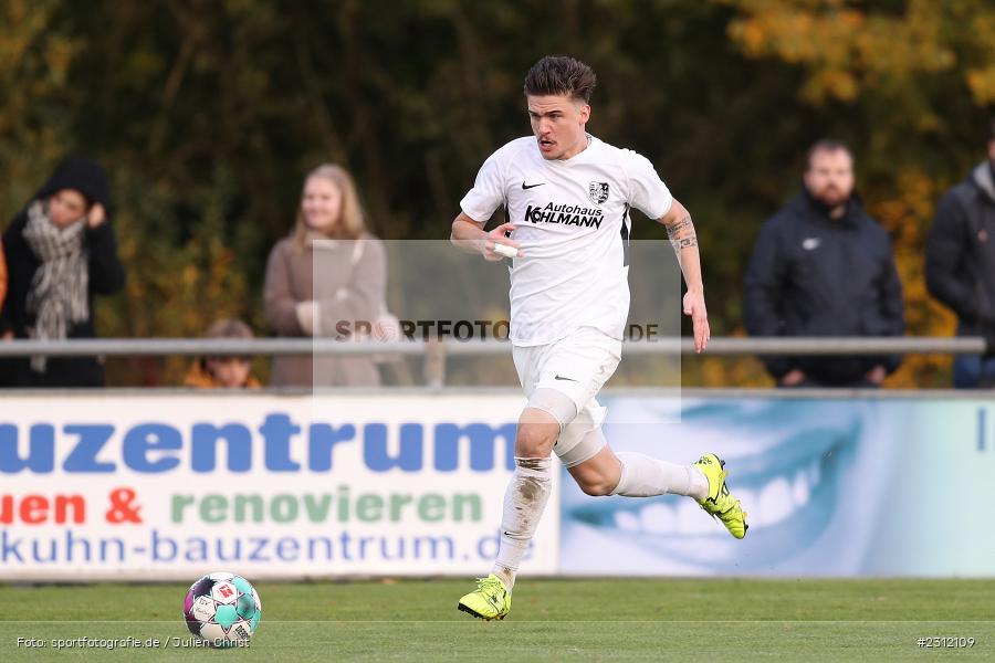 Pascal Jeni, Sportplatz, Karlburg, 23.10.2021, BFV, sport, action, Fussball, Deutschland, Oktober 2021, Saison 2021/2022, Bayernliga Nord, HOF, TSV, SpVgg Bayern Hof, TSV Karlburg - Bild-ID: 2312109