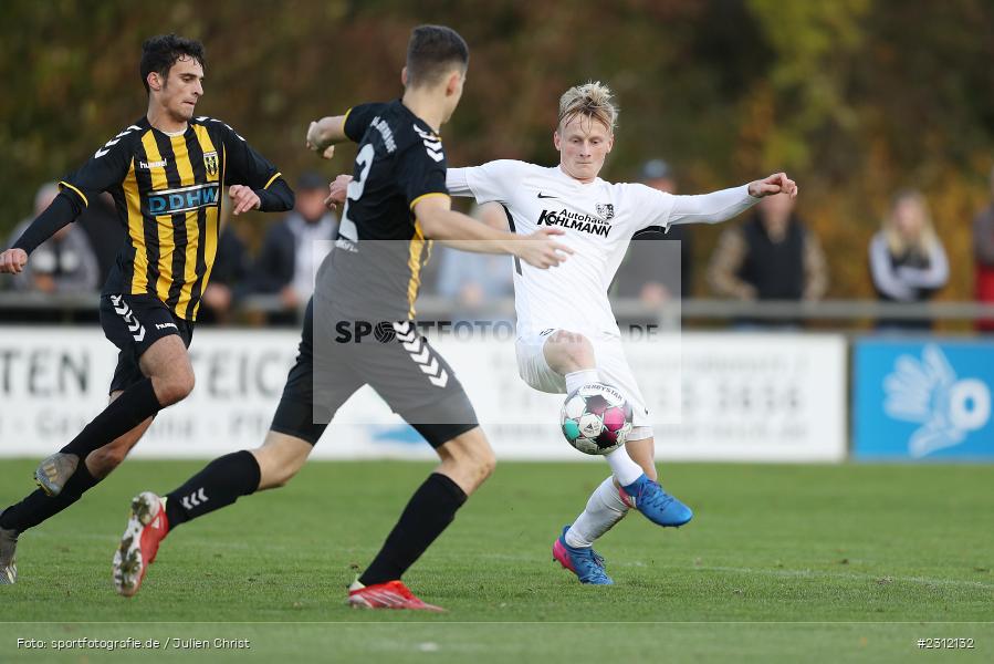 Marco Kunzmann, Sportplatz, Karlburg, 23.10.2021, BFV, sport, action, Fussball, Deutschland, Oktober 2021, Saison 2021/2022, Bayernliga Nord, HOF, TSV, SpVgg Bayern Hof, TSV Karlburg - Bild-ID: 2312132