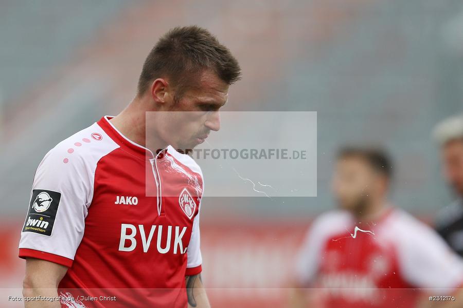 Marvin Pourié, FLYERALARM Arena, Würzburg, 23.10.2021, DFL, sport, action, Fussball, Deutschland, Oktober 2021, Saison 2021/2022, TGM, FWK, 3. Liga, Türkgücü München, FC Würzburger Kickers - Bild-ID: 2312176