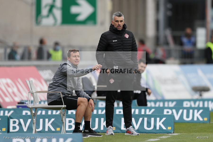 Trainer, Danny Schwarz, FLYERALARM Arena, Würzburg, 23.10.2021, DFL, sport, action, Fussball, Deutschland, Oktober 2021, Saison 2021/2022, TGM, FWK, 3. Liga, Türkgücü München, FC Würzburger Kickers - Bild-ID: 2312179
