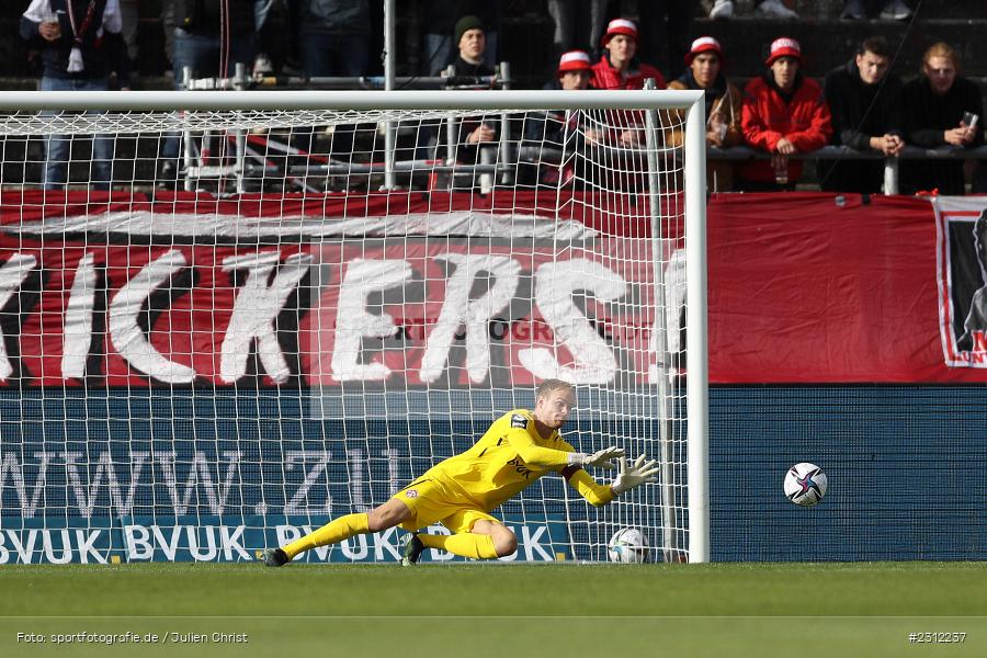Parade, Hendrik Bonmann, FLYERALARM Arena, Würzburg, 23.10.2021, DFL, sport, action, Fussball, Deutschland, Oktober 2021, Saison 2021/2022, TGM, FWK, 3. Liga, Türkgücü München, FC Würzburger Kickers - Bild-ID: 2312237