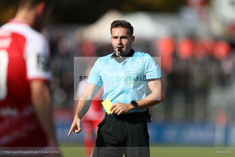 Hände, Arme, gestikuliert, Schiedsrichter, Tom Bauer, FLYERALARM Arena, Würzburg, 23.10.2021, DFL, sport, action, Fussball, Deutschland, Oktober 2021, Saison 2021/2022, TGM, FWK, 3. Liga, Türkgücü München, FC Würzburger Kickers - Bild-ID: 2312238 Hände, Arme, gestikuliert, Schiedsrichter, Tom Bauer, FLYERALARM Arena, Würzburg, 23.10.2021, DFL, sport, action, Fussball, Deutschland, Oktober 2021, Saison 2021/2022, TGM, FWK, 3. Liga, Türkgücü München, FC Würzburger Kickers - Bild-ID: 2312238