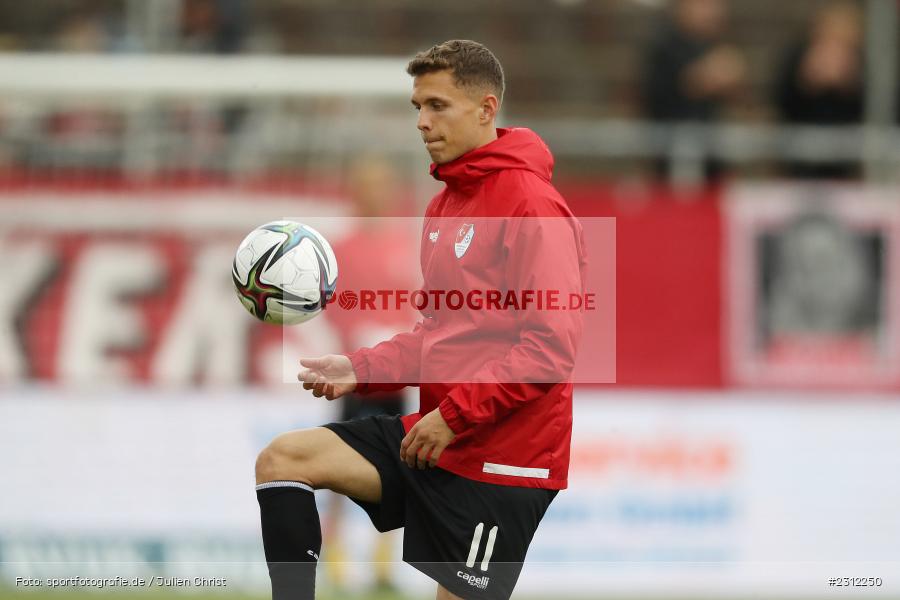 Sebastian Maier, FLYERALARM Arena, Würzburg, 23.10.2021, BFV, sport, action, Fussball, Deutschland, Oktober 2021, Saison 2021/2022, TGM, FWK, 3. Liga, Türkgücü München, FC Würzburger Kickers - Bild-ID: 2312250