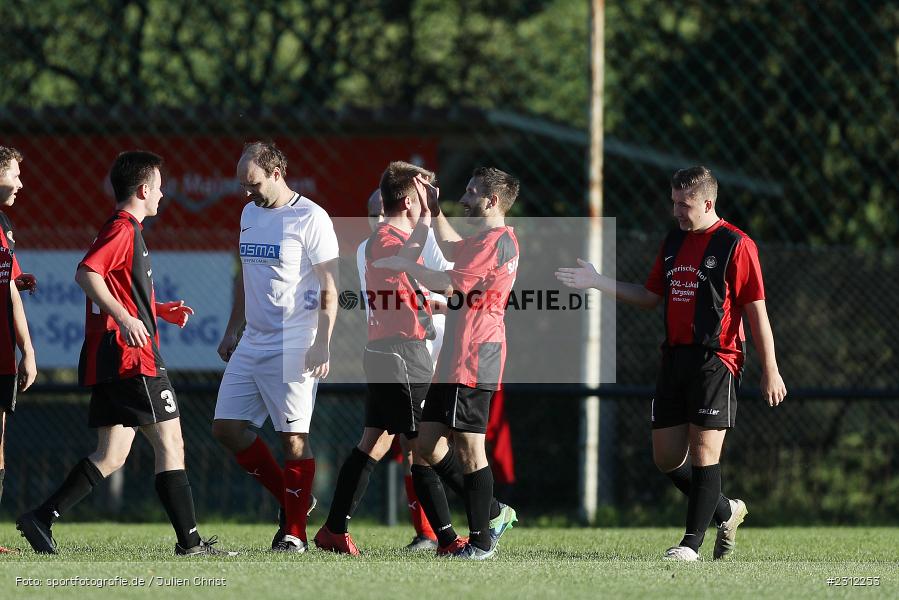 Torjubel, Nico Filippi, Sportplatz, Karsbach, 24.10.2021, BFV, sport, action, Fussball, Deutschland, Oktober 2021, Saison 2021/2022, Kreisklasse, SGB, FCK, SG Burgsinn, SG FC Karsbach - Bild-ID: 2312253 Torjubel, Nico Filippi, Sportplatz, Karsbach, 24.10.2021, BFV, sport, action, Fussball, Deutschland, Oktober 2021, Saison 2021/2022, Kreisklasse, SGB, FCK, SG Burgsinn, SG FC Karsbach - Bild-ID: 2312253