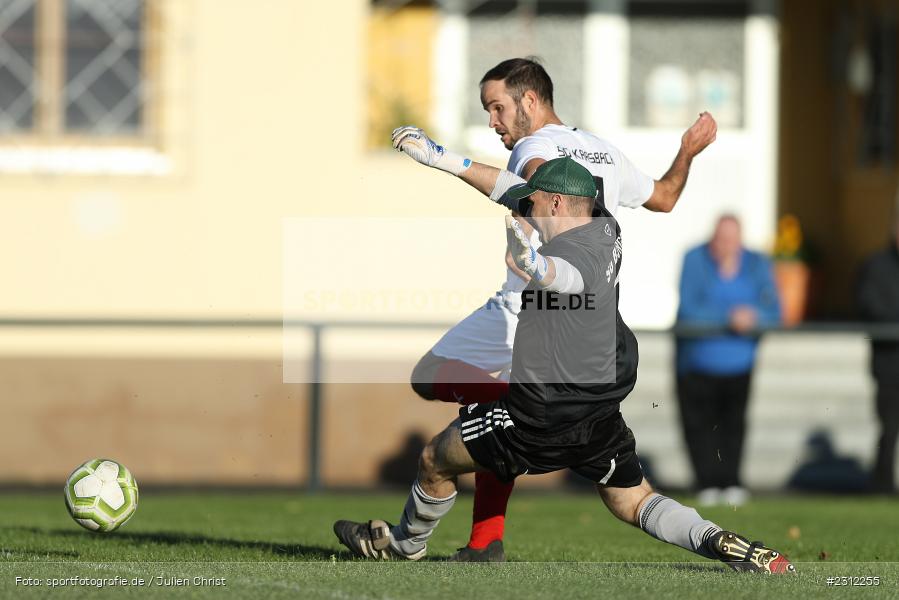 William Vielwerth, Sportplatz, Karsbach, 24.10.2021, BFV, sport, action, Fussball, Deutschland, Oktober 2021, Saison 2021/2022, Kreisklasse, SGB, FCK, SG Burgsinn, SG FC Karsbach - Bild-ID: 2312255 William Vielwerth, Sportplatz, Karsbach, 24.10.2021, BFV, sport, action, Fussball, Deutschland, Oktober 2021, Saison 2021/2022, Kreisklasse, SGB, FCK, SG Burgsinn, SG FC Karsbach - Bild-ID: 2312255