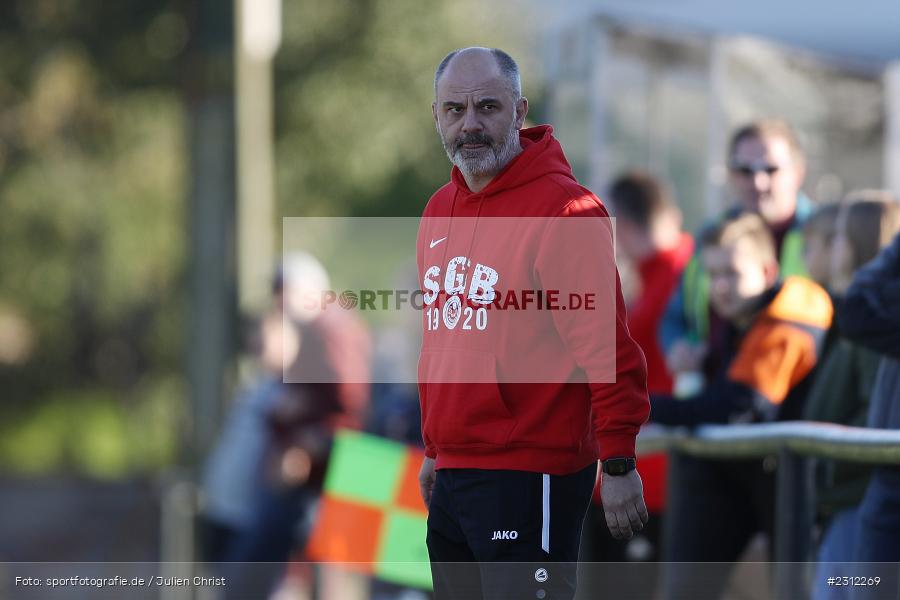Christian Frank, Sportplatz, Karsbach, 24.10.2021, BFV, sport, action, Fussball, Deutschland, Oktober 2021, Saison 2021/2022, Kreisklasse, SGB, FCK, SG Burgsinn, SG FC Karsbach - Bild-ID: 2312269