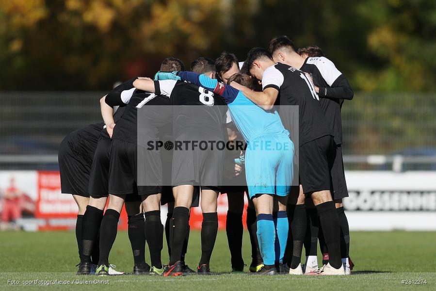 Mannschaftskreis, Sportplatz, Karlburg, 24.10.2021, BFV, sport, action, Fussball, Deutschland, Oktober 2021, Saison 2021/2022, Kreisliga Würzburg, FVK, TSV, FV Karlstadt, TSV Karlburg II - Bild-ID: 2312274