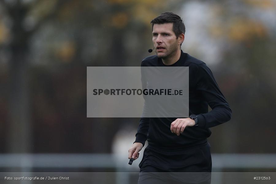 Schiedsrichter, Marcel Geuß, Sportgelände Vatan Spor, Aschaffenburg, 30.10.2021, BFV, sport, action, Fussball, Deutschland, Oktober 2021, Saison 2021/2022, Bayernliga Nord, TSV, VSA, TSV Abtswind, SV Vatan Spor Aschaffenburg - Bild-ID: 2312563