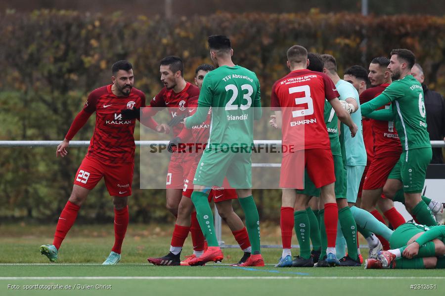 Handgemenge, Ege Noyan, Sportgelände Vatan Spor, Aschaffenburg, 30.10.2021, BFV, sport, action, Fussball, Deutschland, Oktober 2021, Saison 2021/2022, Bayernliga Nord, TSV, VSA, TSV Abtswind, SV Vatan Spor Aschaffenburg - Bild-ID: 2312631