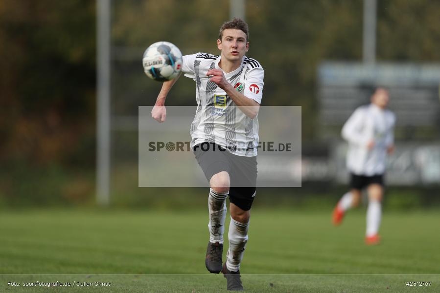 Julius Kunkel, Sportgelände, Nassig, 31.10.2021, BFV, sport, action, Fussball, Deutschland, Oktober 2021, Saison 2021/2022, BFV-Landesliga Odenwald, TSV, SVE, TSV Rosenberg, SV Eintracht Nassig - Bild-ID: 2312767 Julius Kunkel, Sportgelände, Nassig, 31.10.2021, BFV, sport, action, Fussball, Deutschland, Oktober 2021, Saison 2021/2022, BFV-Landesliga Odenwald, TSV, SVE, TSV Rosenberg, SV Eintracht Nassig - Bild-ID: 2312767