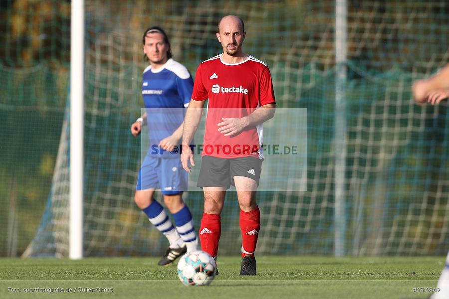 Daniel Bufe, Sportgelände, Trennfeld, 31.10.2021, BFV, sport, action, Fussball, Deutschland, Oktober 2021, Saison 2021/2022, A-Klasse Gr. 4 WÜ, FVB, SVT, FV Bergrothenfels/Hafenlohr, SV Trennfeld - Bild-ID: 2312869 Daniel Bufe, Sportgelände, Trennfeld, 31.10.2021, BFV, sport, action, Fussball, Deutschland, Oktober 2021, Saison 2021/2022, A-Klasse Gr. 4 WÜ, FVB, SVT, FV Bergrothenfels/Hafenlohr, SV Trennfeld - Bild-ID: 2312869