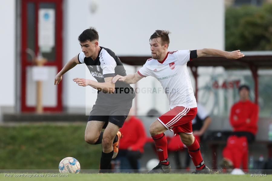 Max Lambrecht, Sportgelände, Erlenbach, 31.10.2021, BFV, sport, action, Fussball, Deutschland, Oktober 2021, Saison 2021/2022, Kreisliga Würzburg, TSV, SVE, TSV Karlburg II, SV Erlenbach - Bild-ID: 2312914 Max Lambrecht, Sportgelände, Erlenbach, 31.10.2021, BFV, sport, action, Fussball, Deutschland, Oktober 2021, Saison 2021/2022, Kreisliga Würzburg, TSV, SVE, TSV Karlburg II, SV Erlenbach - Bild-ID: 2312914