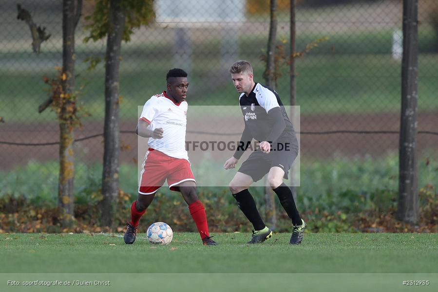 Solony Tsimodilaza, Sportgelände, Erlenbach, 31.10.2021, BFV, sport, action, Fussball, Deutschland, Oktober 2021, Saison 2021/2022, Kreisliga Würzburg, TSV, SVE, TSV Karlburg II, SV Erlenbach - Bild-ID: 2312935