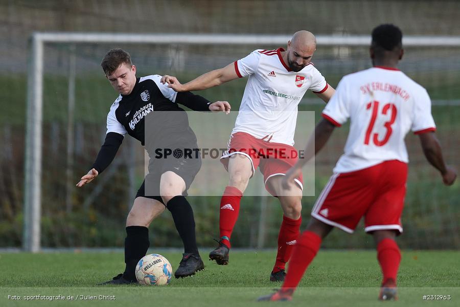 Luis Kohlmann, Sportgelände, Erlenbach, 31.10.2021, BFV, sport, action, Fussball, Deutschland, Oktober 2021, Saison 2021/2022, Kreisliga Würzburg, TSV, SVE, TSV Karlburg II, SV Erlenbach - Bild-ID: 2312963