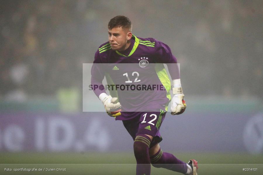 Luca Philipp, WIRmachenDRUCK Arena, Großaspach, 12.11.2021, DFB, Under 21, UEFA, sport, action, Fussball, November 2021, Saison 2021/2022, POL, GER, EM-Qualifikation, U21, Poland, Germany, Polen, Deutschland - Bild-ID: 2314101