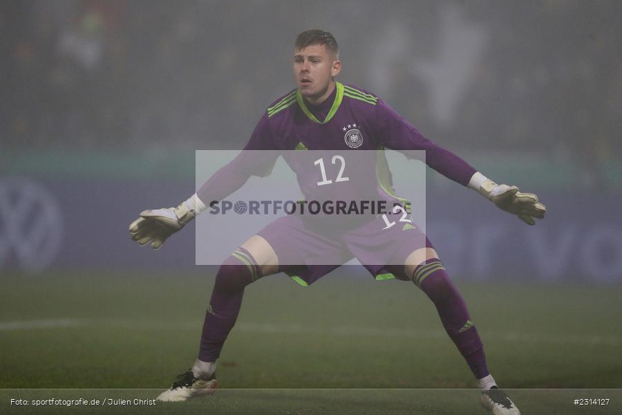 Luca Philipp, WIRmachenDRUCK Arena, Großaspach, 12.11.2021, DFB, Under 21, UEFA, sport, action, Fussball, November 2021, Saison 2021/2022, POL, GER, EM-Qualifikation, U21, Poland, Germany, Polen, Deutschland - Bild-ID: 2314127