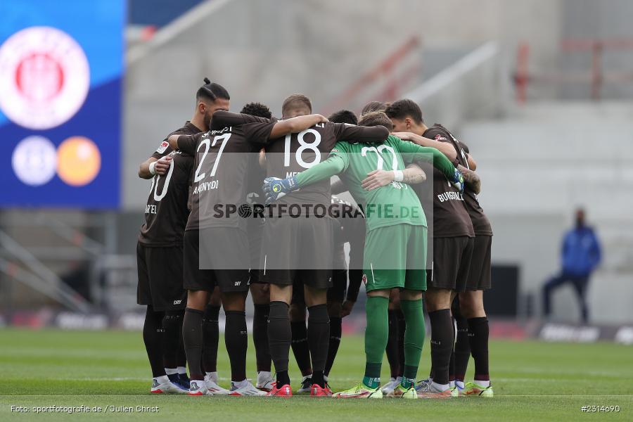 Mannschaftskreis, Merck-Stadion am Böllenfalltor, Darmstadt, 20.11.2021, DFL, sport, action, Fussball, November 2021, Saison 2021/2022, 2. Bundesliga, FCSP, SVD, FC St. Pauli, SV Darmstadt 98 - Bild-ID: 2314690 Mannschaftskreis, Merck-Stadion am Böllenfalltor, Darmstadt, 20.11.2021, DFL, sport, action, Fussball, November 2021, Saison 2021/2022, 2. Bundesliga, FCSP, SVD, FC St. Pauli, SV Darmstadt 98 - Bild-ID: 2314690