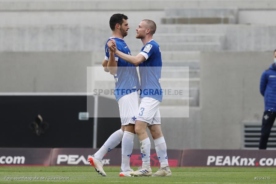 Torjubel, Thomas Isherwood, Merck-Stadion am Böllenfalltor, Darmstadt, 20.11.2021, DFL, sport, action, Fussball, November 2021, Saison 2021/2022, 2. Bundesliga, FCSP, SVD, FC St. Pauli, SV Darmstadt 98 - Bild-ID: 2314710 Torjubel, Thomas Isherwood, Merck-Stadion am Böllenfalltor, Darmstadt, 20.11.2021, DFL, sport, action, Fussball, November 2021, Saison 2021/2022, 2. Bundesliga, FCSP, SVD, FC St. Pauli, SV Darmstadt 98 - Bild-ID: 2314710