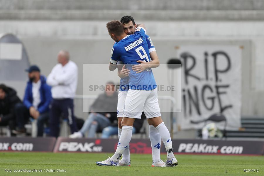 Torjubel, Luca Pfeiffer, Merck-Stadion am Böllenfalltor, Darmstadt, 20.11.2021, DFL, sport, action, Fussball, November 2021, Saison 2021/2022, 2. Bundesliga, FCSP, SVD, FC St. Pauli, SV Darmstadt 98 - Bild-ID: 2314712