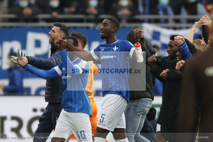 Patric Pfeiffer, Merck-Stadion am Böllenfalltor, Darmstadt, 20.11.2021, DFL, sport, action, Fussball, November 2021, Saison 2021/2022, 2. Bundesliga, FCSP, SVD, FC St. Pauli, SV Darmstadt 98 - Bild-ID: 2314753 Patric Pfeiffer, Merck-Stadion am Böllenfalltor, Darmstadt, 20.11.2021, DFL, sport, action, Fussball, November 2021, Saison 2021/2022, 2. Bundesliga, FCSP, SVD, FC St. Pauli, SV Darmstadt 98 - Bild-ID: 2314753