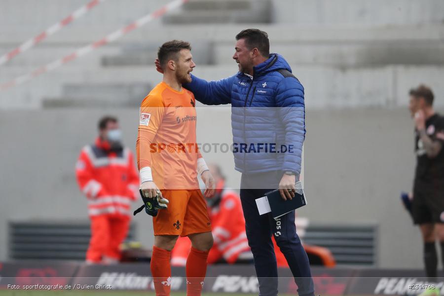 Torwart-Trainer, Dimo Wache, Marcel Schuhen, Merck-Stadion am Böllenfalltor, Darmstadt, 20.11.2021, DFL, sport, action, Fussball, November 2021, Saison 2021/2022, 2. Bundesliga, FCSP, SVD, FC St. Pauli, SV Darmstadt 98 - Bild-ID: 2314768 Torwart-Trainer, Dimo Wache, Marcel Schuhen, Merck-Stadion am Böllenfalltor, Darmstadt, 20.11.2021, DFL, sport, action, Fussball, November 2021, Saison 2021/2022, 2. Bundesliga, FCSP, SVD, FC St. Pauli, SV Darmstadt 98 - Bild-ID: 2314768