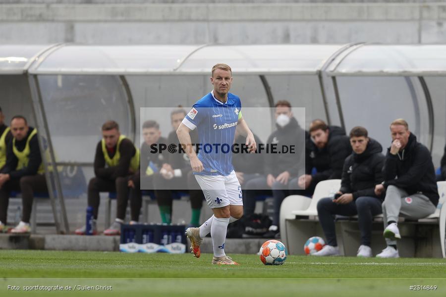 Fabian Holland, Merck-Stadion am Böllenfalltor, Darmstadt, 20.11.2021, DFL, sport, action, Fussball, November 2021, Saison 2021/2022, 2. Bundesliga, FCSP, SVD, FC St. Pauli, SV Darmstadt 98 - Bild-ID: 2314849 Fabian Holland, Merck-Stadion am Böllenfalltor, Darmstadt, 20.11.2021, DFL, sport, action, Fussball, November 2021, Saison 2021/2022, 2. Bundesliga, FCSP, SVD, FC St. Pauli, SV Darmstadt 98 - Bild-ID: 2314849