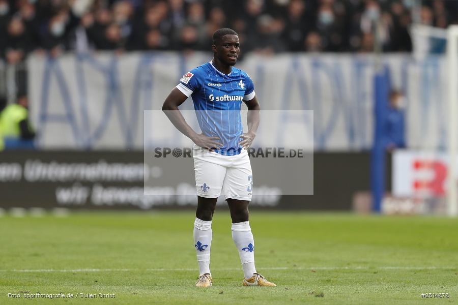 Braydon Manu, Merck-Stadion am Böllenfalltor, Darmstadt, 20.11.2021, DFL, sport, action, Fussball, November 2021, Saison 2021/2022, 2. Bundesliga, FCSP, SVD, FC St. Pauli, SV Darmstadt 98 - Bild-ID: 2314878 Braydon Manu, Merck-Stadion am Böllenfalltor, Darmstadt, 20.11.2021, DFL, sport, action, Fussball, November 2021, Saison 2021/2022, 2. Bundesliga, FCSP, SVD, FC St. Pauli, SV Darmstadt 98 - Bild-ID: 2314878