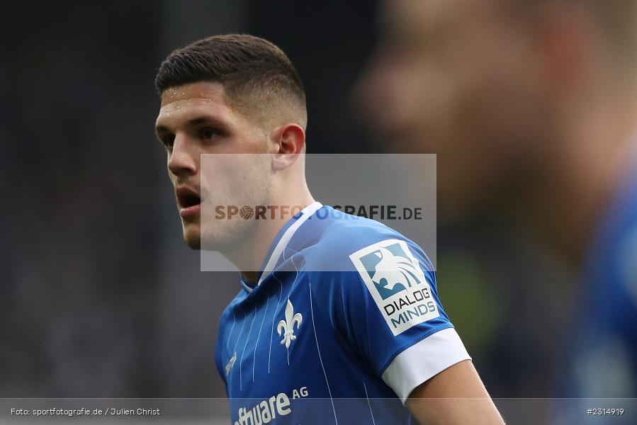 Emir Karic, Merck-Stadion am Böllenfalltor, Darmstadt, 20.11.2021, DFL, sport, action, Fussball, November 2021, Saison 2021/2022, 2. Bundesliga, FCSP, SVD, FC St. Pauli, SV Darmstadt 98 - Bild-ID: 2314919