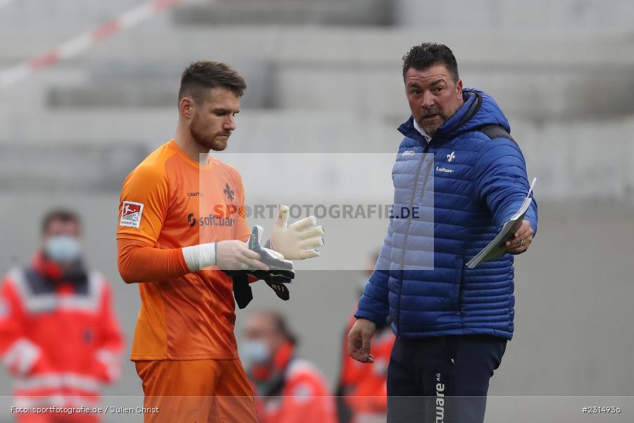 Torwart-Trainer, Dimo Wache, Marcel Schuhen, Merck-Stadion am Böllenfalltor, Darmstadt, 20.11.2021, DFL, sport, action, Fussball, November 2021, Saison 2021/2022, 2. Bundesliga, FCSP, SVD, FC St. Pauli, SV Darmstadt 98 - Bild-ID: 2314936 Torwart-Trainer, Dimo Wache, Marcel Schuhen, Merck-Stadion am Böllenfalltor, Darmstadt, 20.11.2021, DFL, sport, action, Fussball, November 2021, Saison 2021/2022, 2. Bundesliga, FCSP, SVD, FC St. Pauli, SV Darmstadt 98 - Bild-ID: 2314936