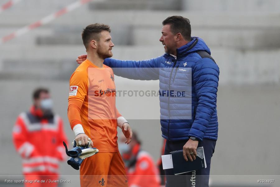 Torwart-Trainer, Dimo Wache, Marcel Schuhen, Merck-Stadion am Böllenfalltor, Darmstadt, 20.11.2021, DFL, sport, action, Fussball, November 2021, Saison 2021/2022, 2. Bundesliga, FCSP, SVD, FC St. Pauli, SV Darmstadt 98 - Bild-ID: 2314937 Torwart-Trainer, Dimo Wache, Marcel Schuhen, Merck-Stadion am Böllenfalltor, Darmstadt, 20.11.2021, DFL, sport, action, Fussball, November 2021, Saison 2021/2022, 2. Bundesliga, FCSP, SVD, FC St. Pauli, SV Darmstadt 98 - Bild-ID: 2314937