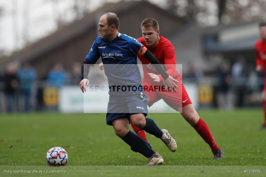 Lukas Weimer, Sportplatz, Seifriedsburg, 21.11.2021, BFV, sport, action, Fussball, November 2021, Saison 2021/2022, Bezirksliga Unterfranken West, BZL, TSV, FVGS, TSV Uettingen, FV Gemünden/Seifriedsburg - Bild-ID: 2314958