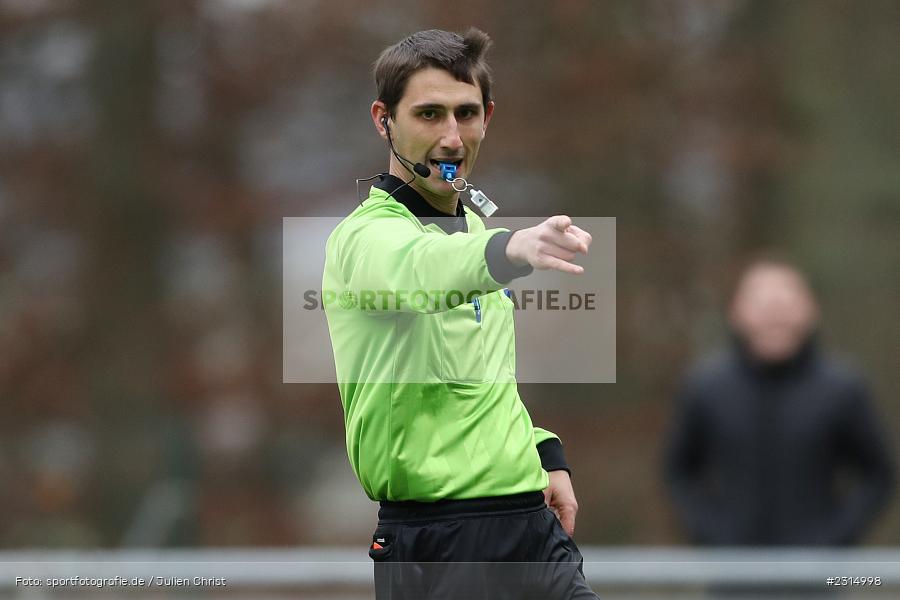 Schiedsrichter, Elfmeter, Foul, Nikita Kolodeznyj, Sportplatz, Seifriedsburg, 21.11.2021, BFV, sport, action, Fussball, November 2021, Saison 2021/2022, Bezirksliga Unterfranken West, BZL, TSV, FVGS, TSV Uettingen, FV Gemünden/Seifriedsburg - Bild-ID: 2314998 Schiedsrichter, Elfmeter, Foul, Nikita Kolodeznyj, Sportplatz, Seifriedsburg, 21.11.2021, BFV, sport, action, Fussball, November 2021, Saison 2021/2022, Bezirksliga Unterfranken West, BZL, TSV, FVGS, TSV Uettingen, FV Gemünden/Seifriedsburg - Bild-ID: 2314998